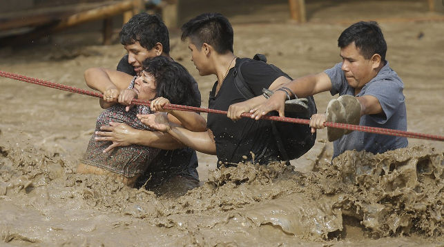 Число погибших от наводнений в Перу достигло 72 человек