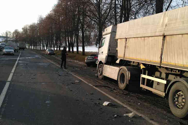 Водитель легковушки погибла при лобовом ДТП в Смолевичском районе‍