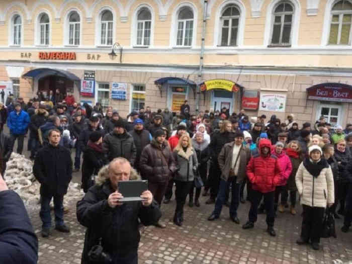 «Марш рассерженных белорусов»: вслед за Гомелем встал Могилев