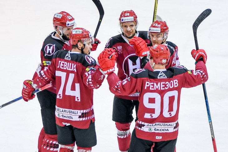 Гродненский «Неман» победил «Донбасс» в стартовом матче Континентального кубка IIHF