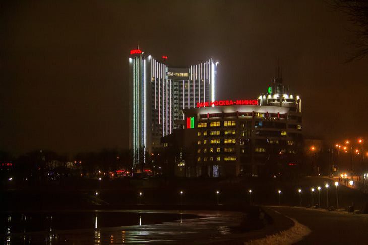 Новости сегодня: подорожание топлива, Солодуха на Комаровке и как изменятся цены на лекарства