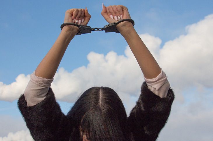 В Лунинце осудили за взятку начальницу лаборатории ОАО «Лунинецкий молокозавод»