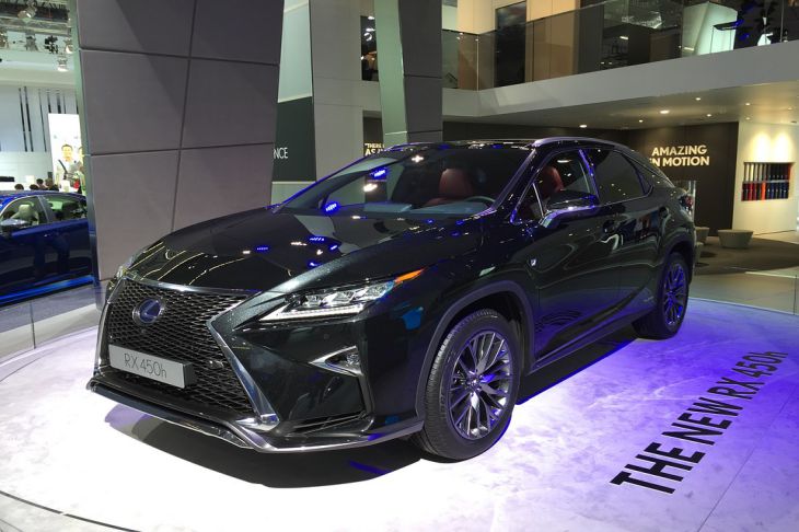 Серийный электрический Lexus представят на выставке в Китае Серийный электрический Lexus представят на выставке в Китае