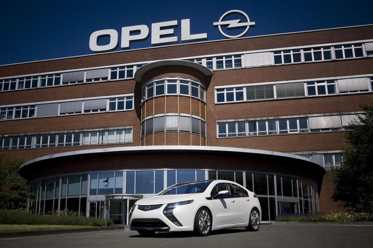 Opel представит 5 обновленных моделей