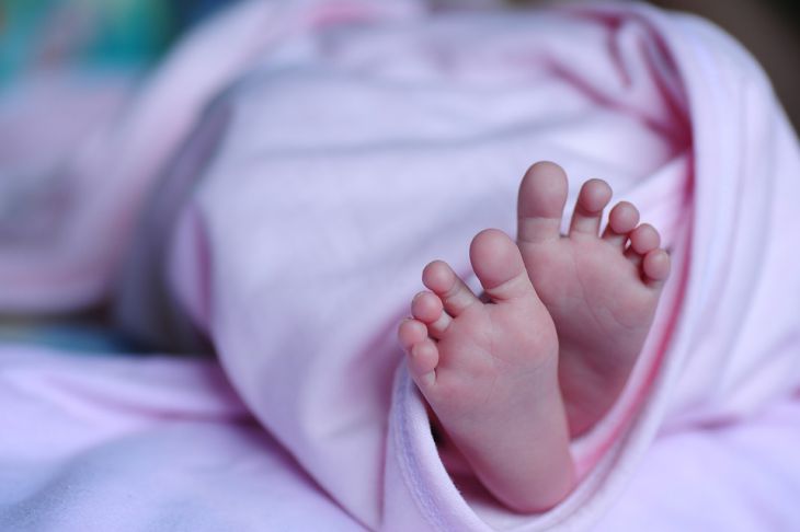 Специалисты назвали важные свойства икоты для новорожденных