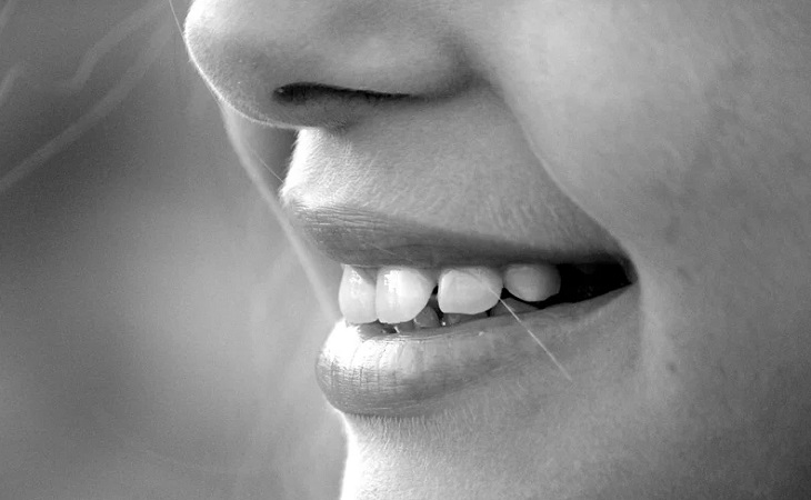 Девушка ненавидела свой нос, не зная, что он не прекращает расти из-за опухоли