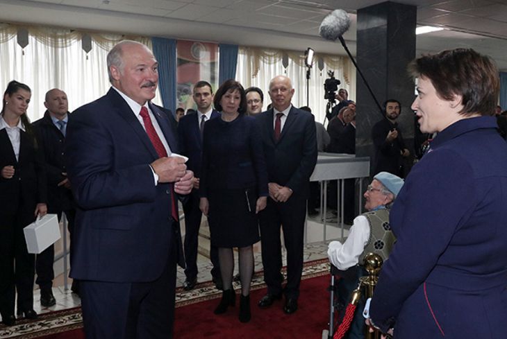 Пенсия, охрана, неприкосновенность. Статус бывшего президента могут закрепить в Беларуси