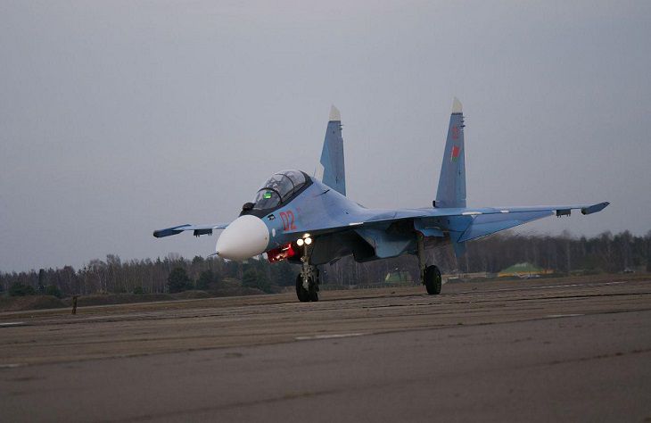 Вторая партия истребителей Су-30СМ прибыла в Беларусь из России