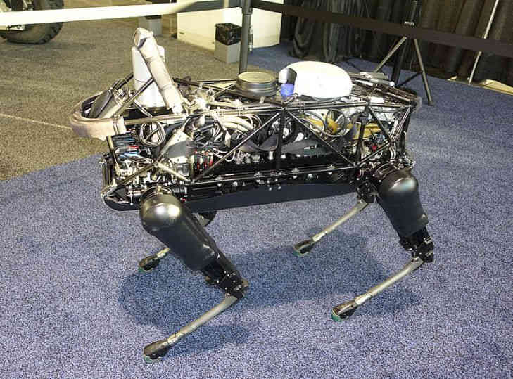 робот Boston Dynamics