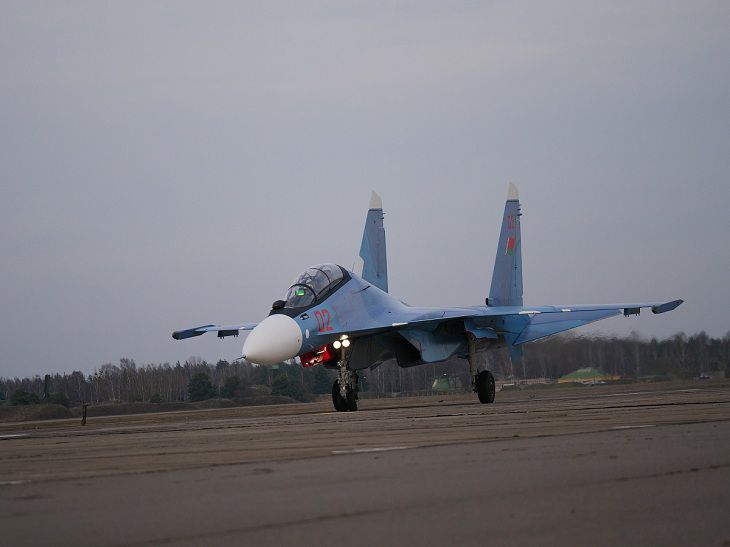 В Беларусь прибыли два истребителя Су-30СМ