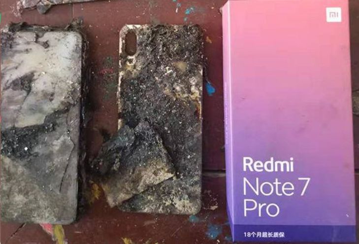 смартфон Xiaomi после взрыва