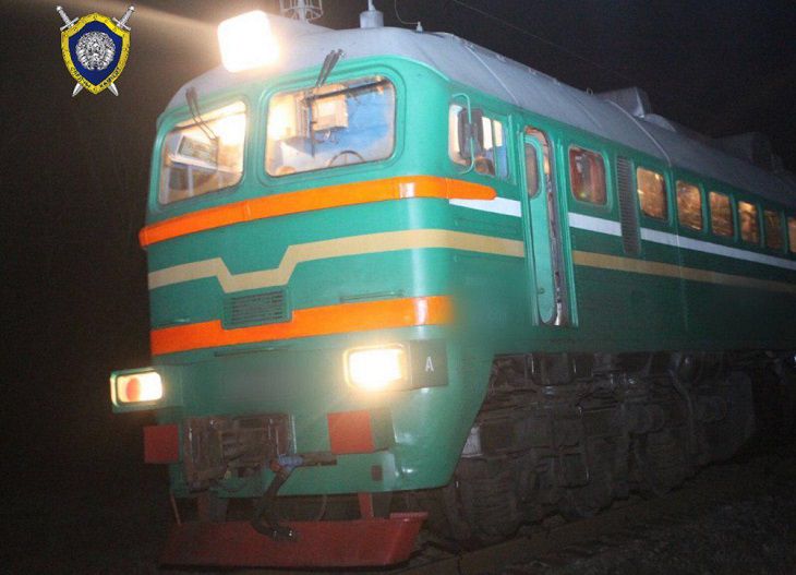 За 20 метров до поезда пошел через пути. В Свислочском районе мужчину насмерть сбил грузовой состав