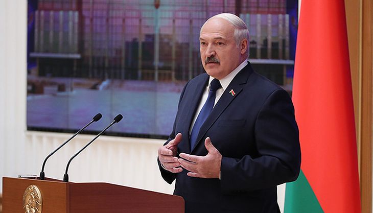 Лукашенко объяснил, почему главой своего «политического штаба» назначил человека из КГБ Лукашенко объяснил, почему главой своего «политического штаба» назначил человека из КГБ