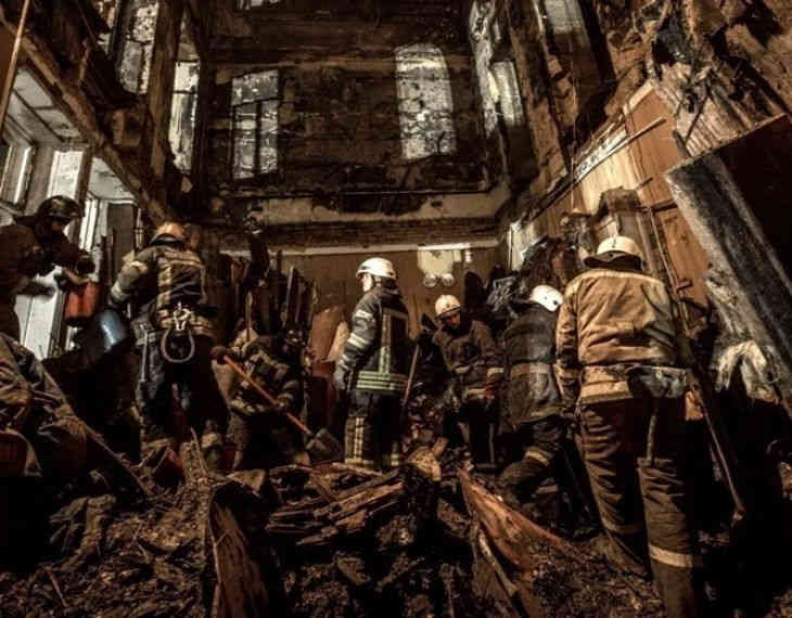 В деле о пожаре в одесском колледже появились подозреваемые