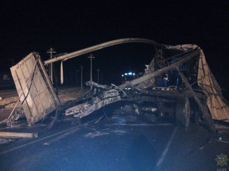 В Молодечненском районе на железнодорожном переезде произошло серьезное ДТП: некоторые поезда задерживаются 