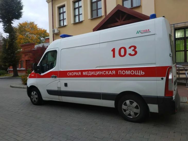 В Минске после вечеринки парня забрали с переломом черепа и разрывом печени