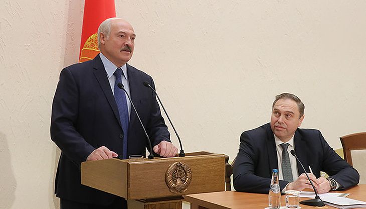 «С утра напакостят так… Потом ночь не спишь». Лукашенко сравнил работу президента и врача