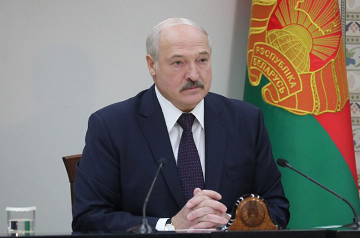 Лукашенко – чиновникам: «Сегодня мы с большими портфелями, а завтра будем обычными людьми»