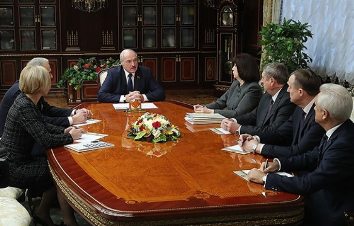 Лукашенко назначил четырех сенаторов. Одна из них – Кочанова