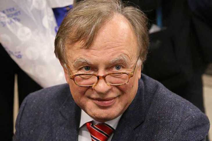 Историк-потрошитель напишет «книгу о любви» к убитой им аспирантке Историк-потрошитель напишет «книгу о любви» к убитой им аспирантке