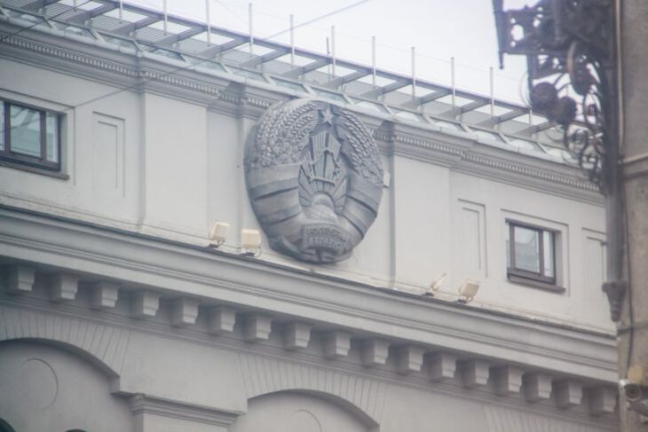 В Нацбанке сообщили о средних зарплатах в России, Украине и Казахстане. Уступает ли Беларусь другим странам