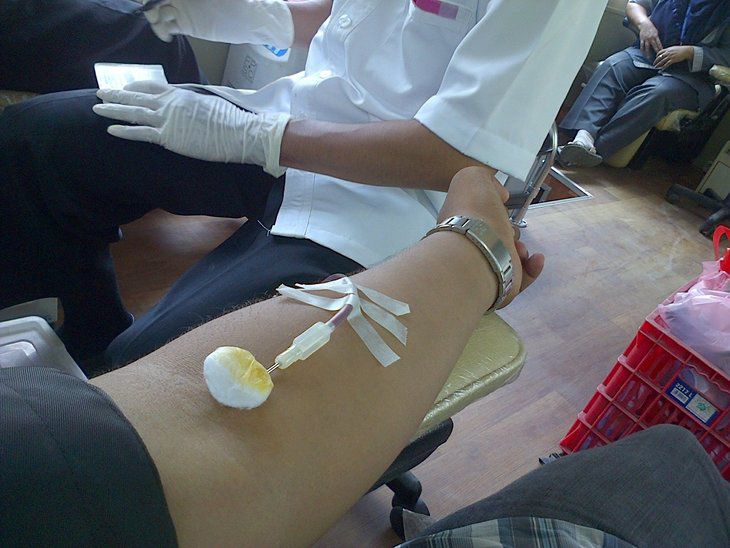 Законопроект о донорстве крови могут внести в парламент в следующем году