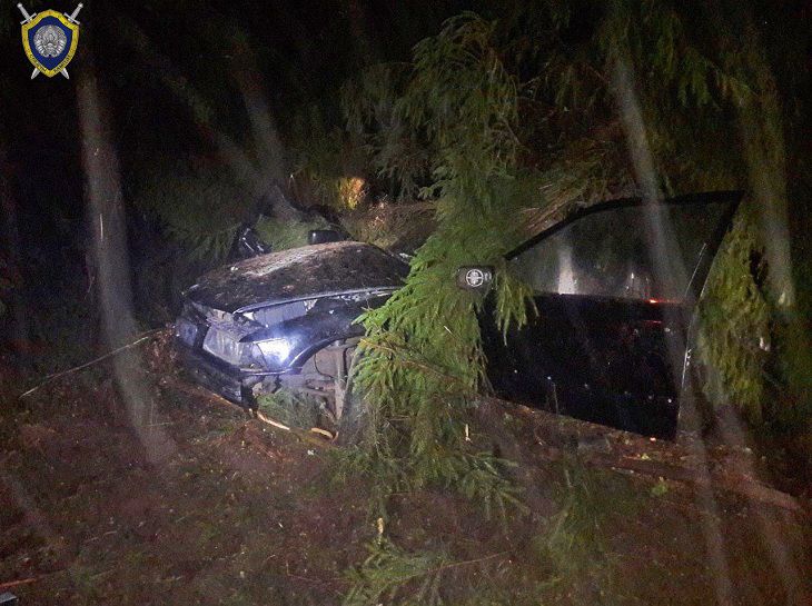 В Полоцком районе утром в ДТП погиб несовершеннолетний парень В Полоцком районе утром в ДТП погиб несовершеннолетний парень