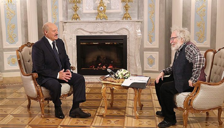 Лукашенко о Путине: начинаем собачиться