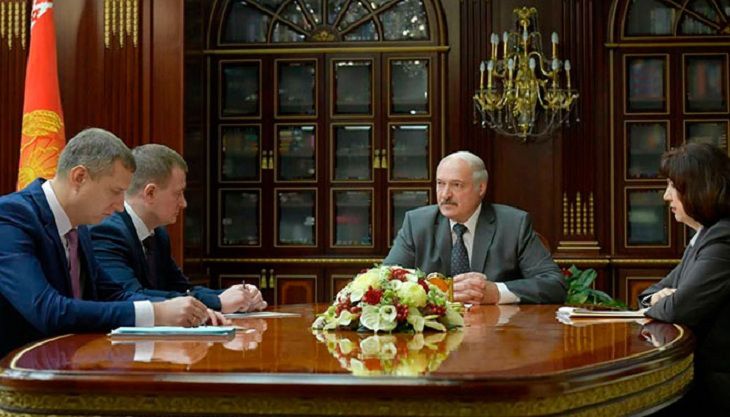 Лукашенко пояснил причины смены руководства Минской области