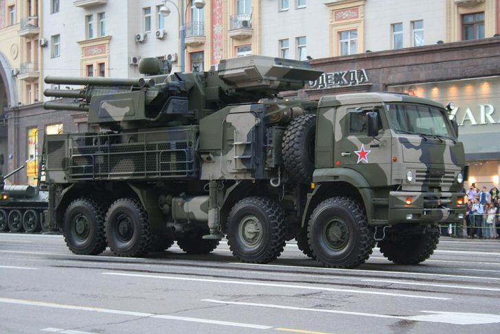 На базе российского ЗРК «Панцирь» будет создан зенитный робот ракетный комплекс Панцирь