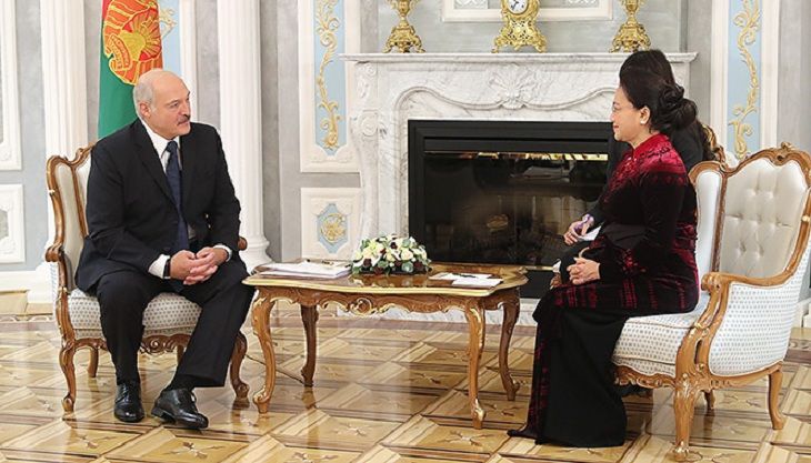 Лукашенко пригласили посетить Вьетнам