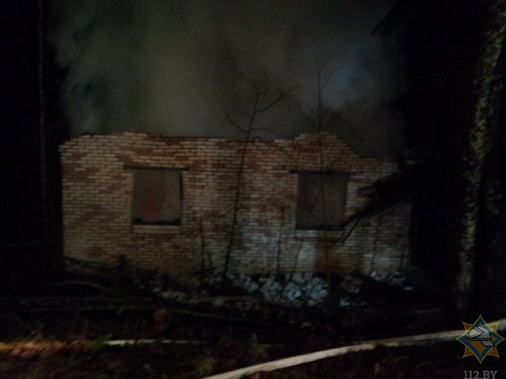 В Россонском районе на пожаре погиб человек В Россонском районе на пожаре погиб человек