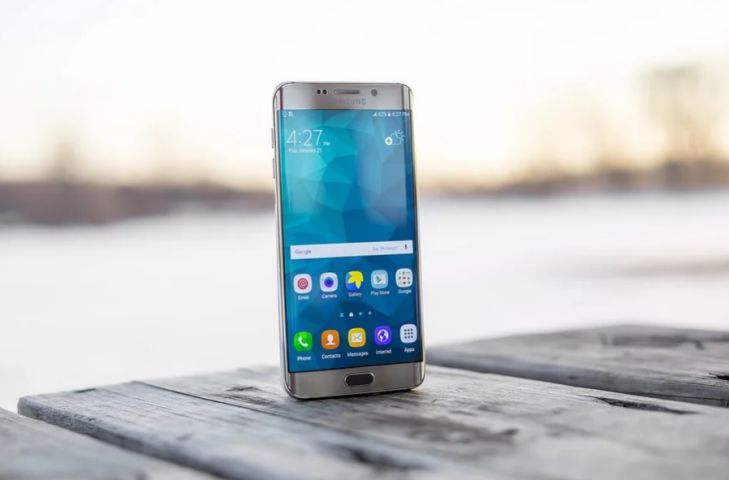 смартфон Samsung