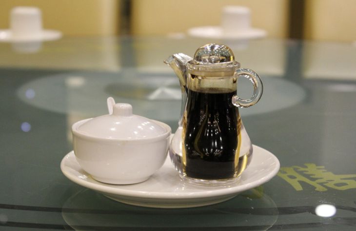 Специалисты составили список вредных приправ, которые есть на каждой кухне приправы, соевый соус