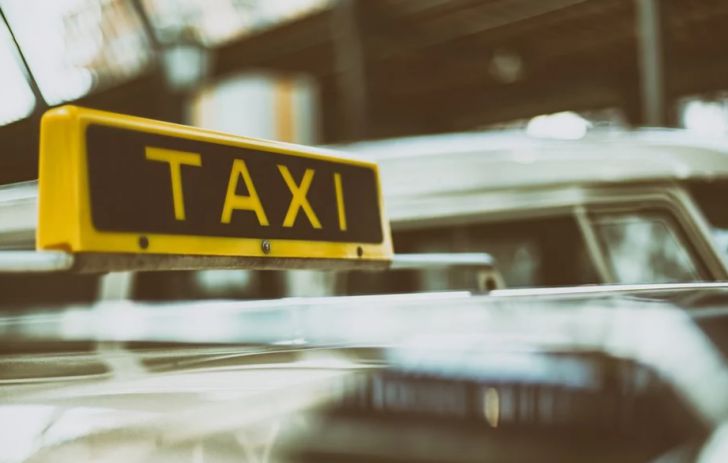 такси, автомобили