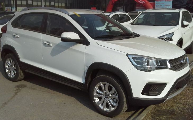 автомобиль Chery Tiggo