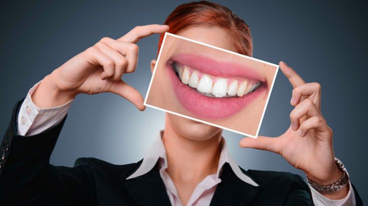 Ученые назвали еще одну вескую причину чистить зубы