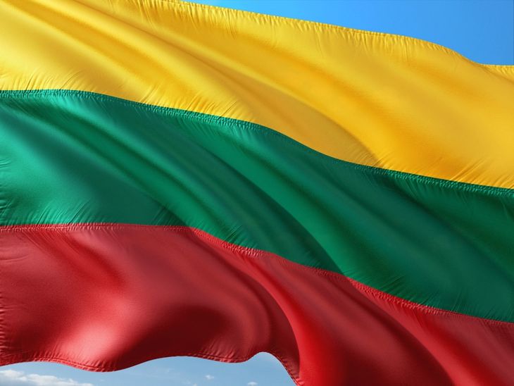 Стало известно, сколько белорусов в 2019 году рвануло на работу в Литву 
