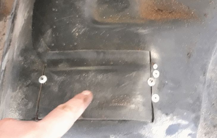 «700 пачек сигарет в топливном баке». Белорус пытался провести контрабанду через литовскую границу граница