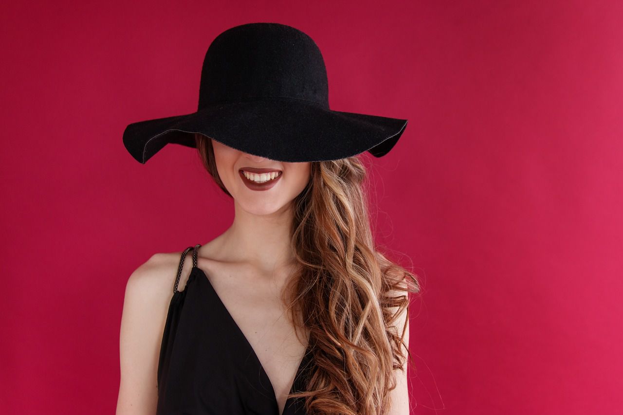 Обычные вещи, которые делают женщину привлекательной для мужчин девушка