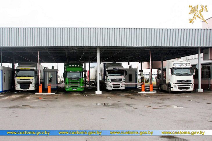 Свыше 1,1 млн авто пересекли белорусско-польскую границу граница