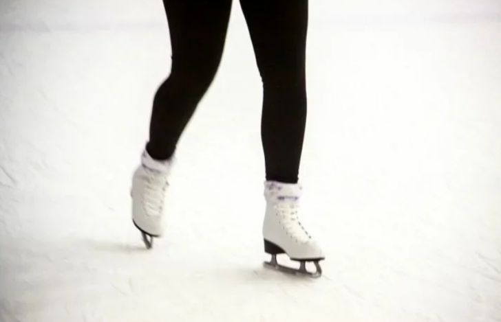 Российская фигуристка чуть не погибла во время репетиции открытия юношеских Олимпийских игр в Швейцарии коньки