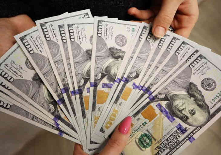 Сегодня в Беларуси вновь подорожала валюта. Курсы на 26 февраля 2020 года доллары