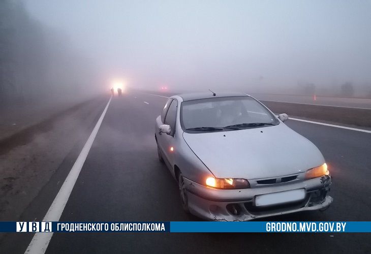 Лежал на дороге. Под Щучином задавили мужчину фиат