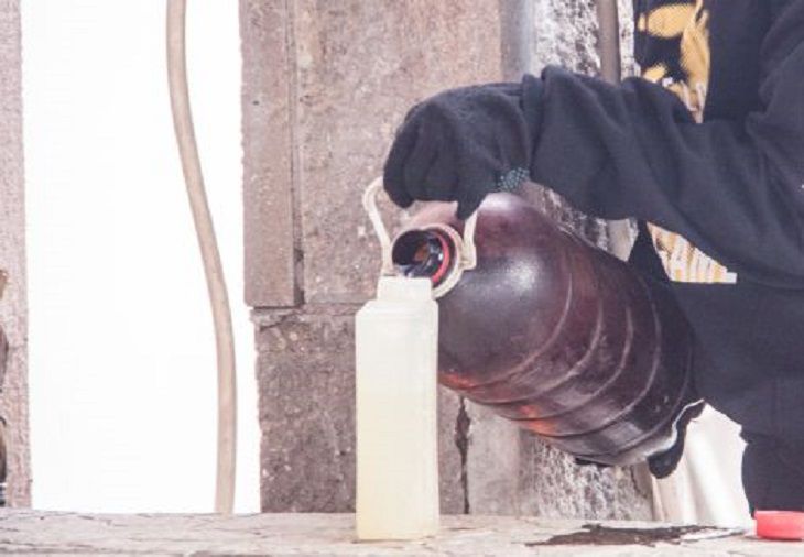 Крупномасштабный слив. В Берестовицком районе судили сразу 10 работников канистра