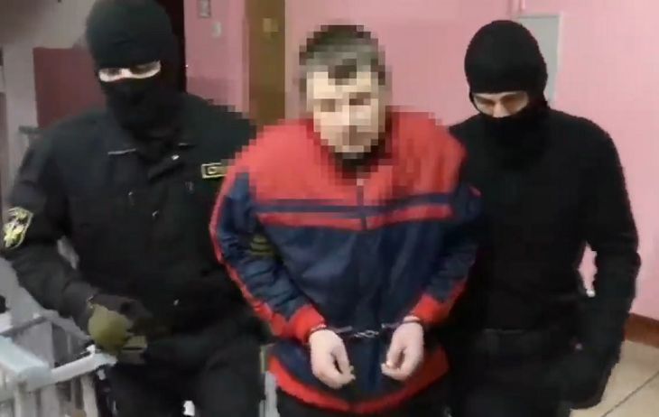 В Минске мужчина с помощью ножниц ограбил магазин