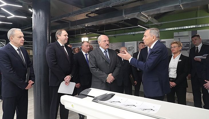 Лукашенко обратился с просьбой к главе «Адани»: «Ты свой, ты на месте, и это дешевле» Лукашенко