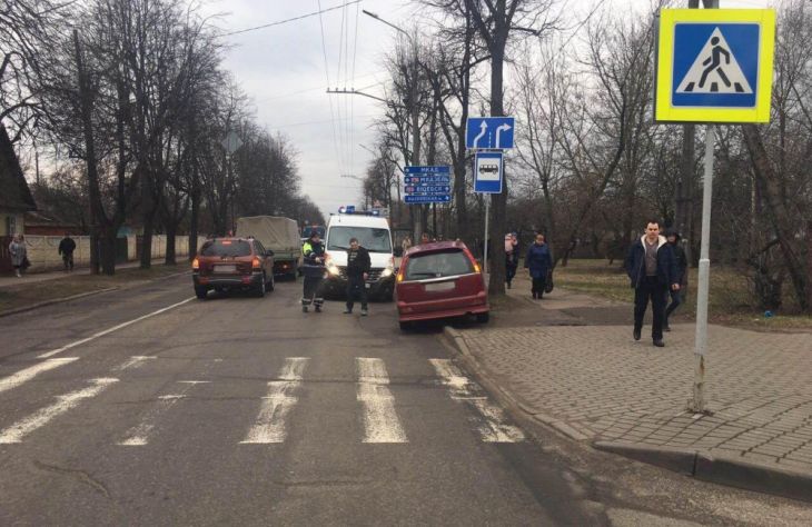 В Минске Honda сбила женщину на улице Червякова минск