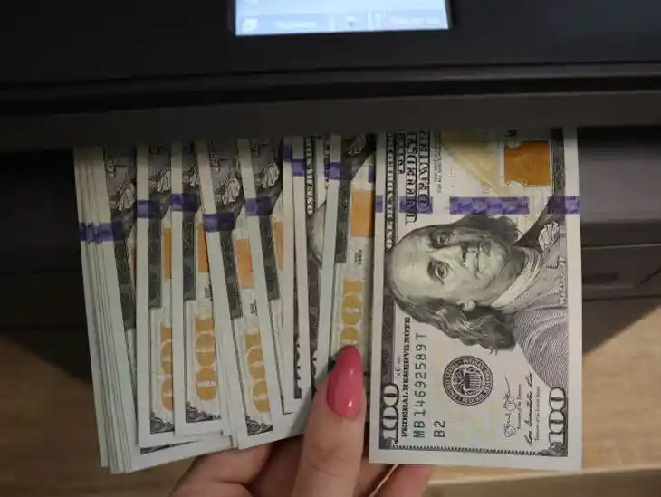 Астролог назвал знаки зодиака, у которых наступит денежная полоса в марте гороскопы