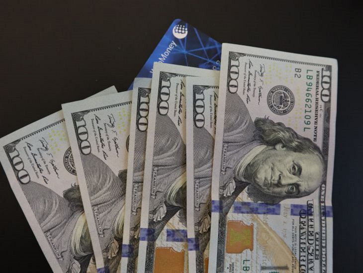 Аналитики Morgan Stanley призывают продавать доллары США доллары США